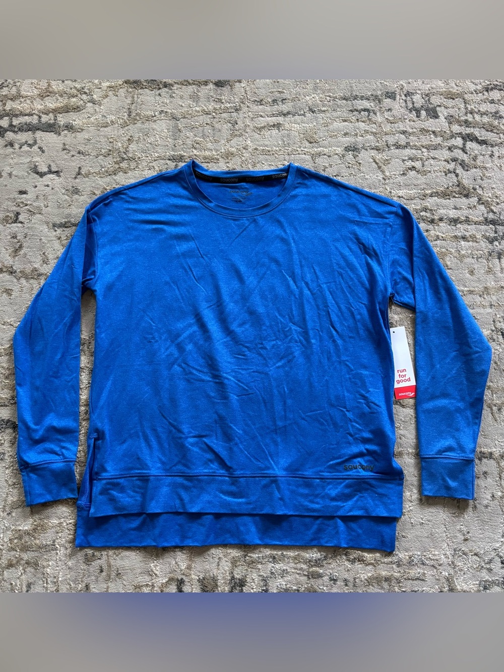 Saucony crew neck long sleeve running shirt NEW Women’s small blue